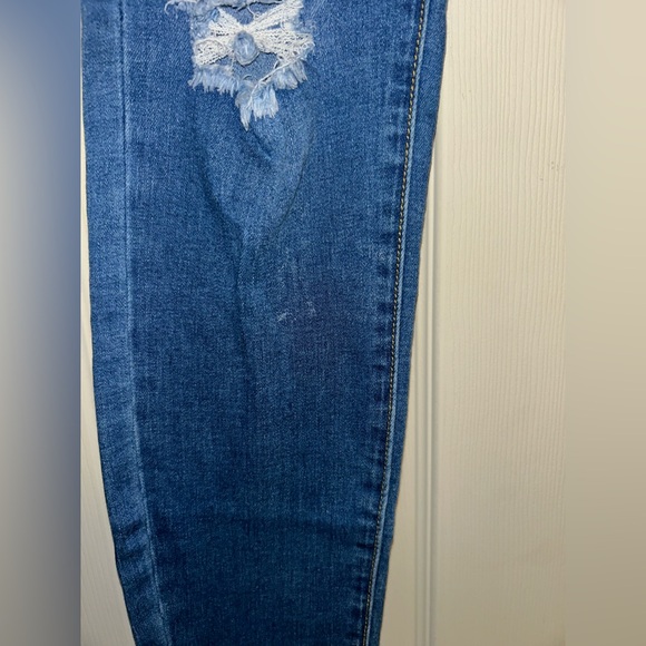 California Vintage Jeans - Picture 9 of 9